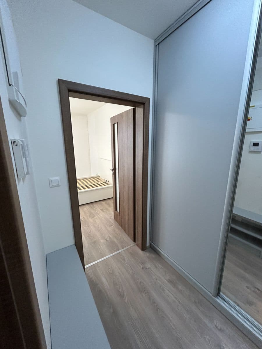 Pronájem bytu 1+kk 35 m², Sokolovská, Ostrava, Moravskoslezský kraj Pronájem bytu 1+kk 35 m², Sokolovská, Ostrava, Moravskoslezský kraj