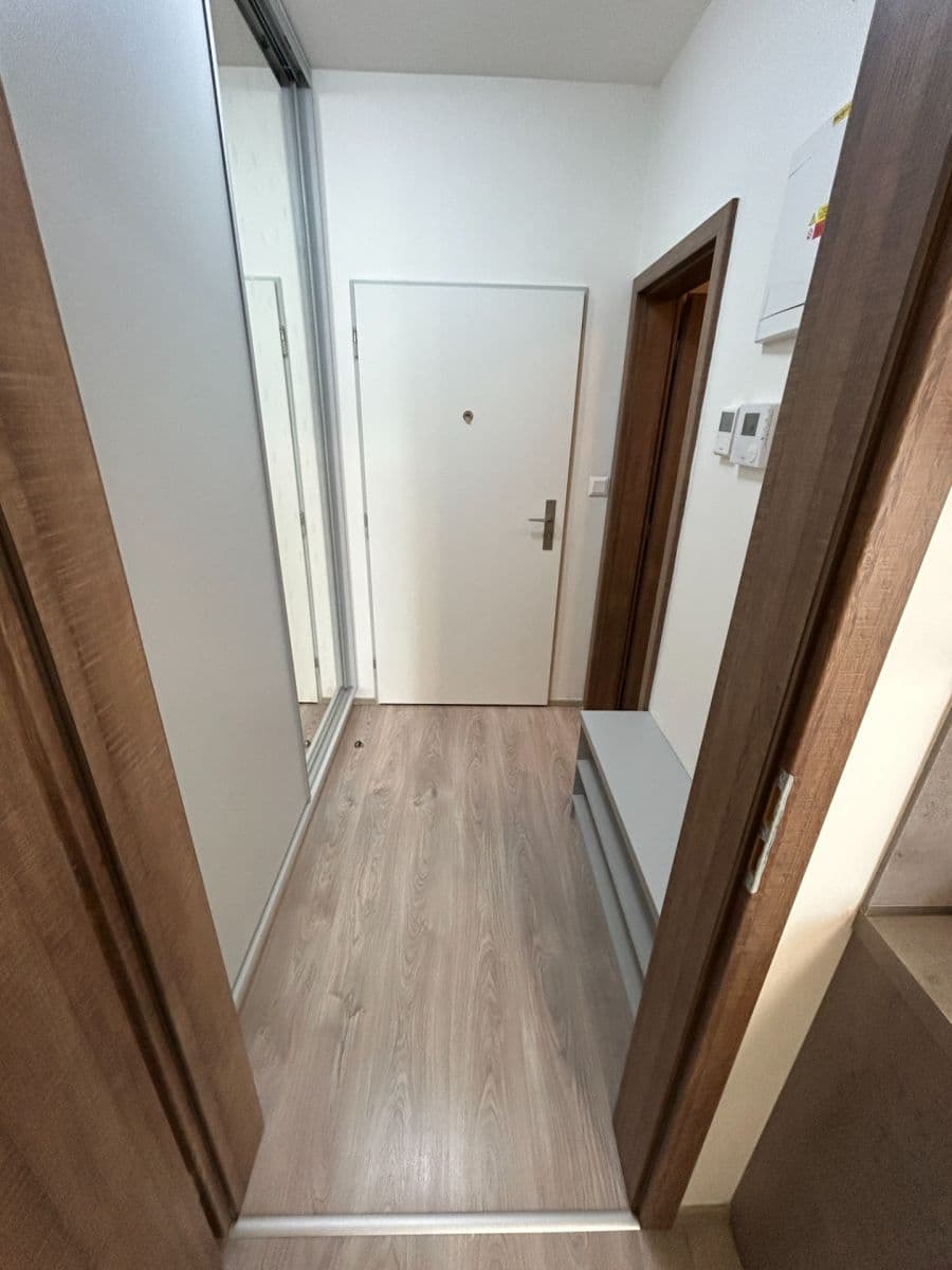 Pronájem bytu 1+kk 35 m², Sokolovská, Ostrava, Moravskoslezský kraj Pronájem bytu 1+kk 35 m², Sokolovská, Ostrava, Moravskoslezský kraj
