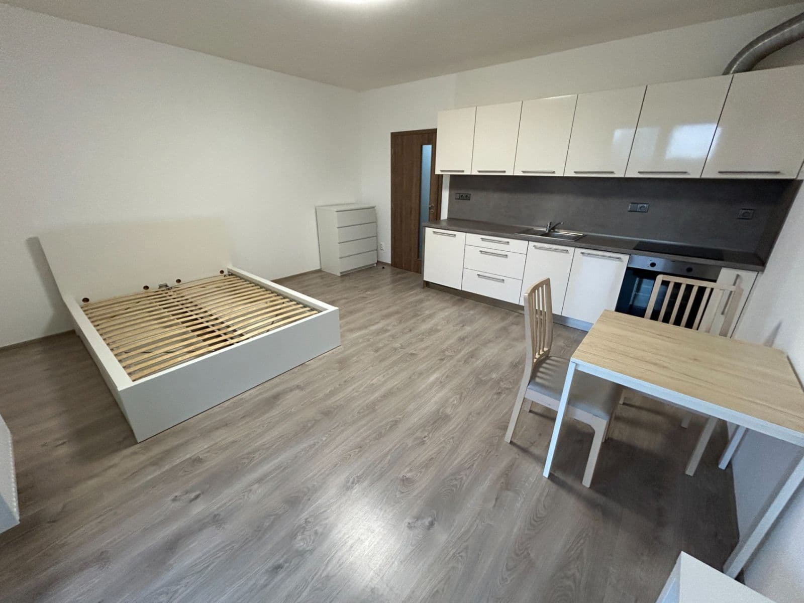 Pronájem bytu 1+kk 35 m², Sokolovská, Ostrava, Moravskoslezský kraj Pronájem bytu 1+kk 35 m², Sokolovská, Ostrava, Moravskoslezský kraj