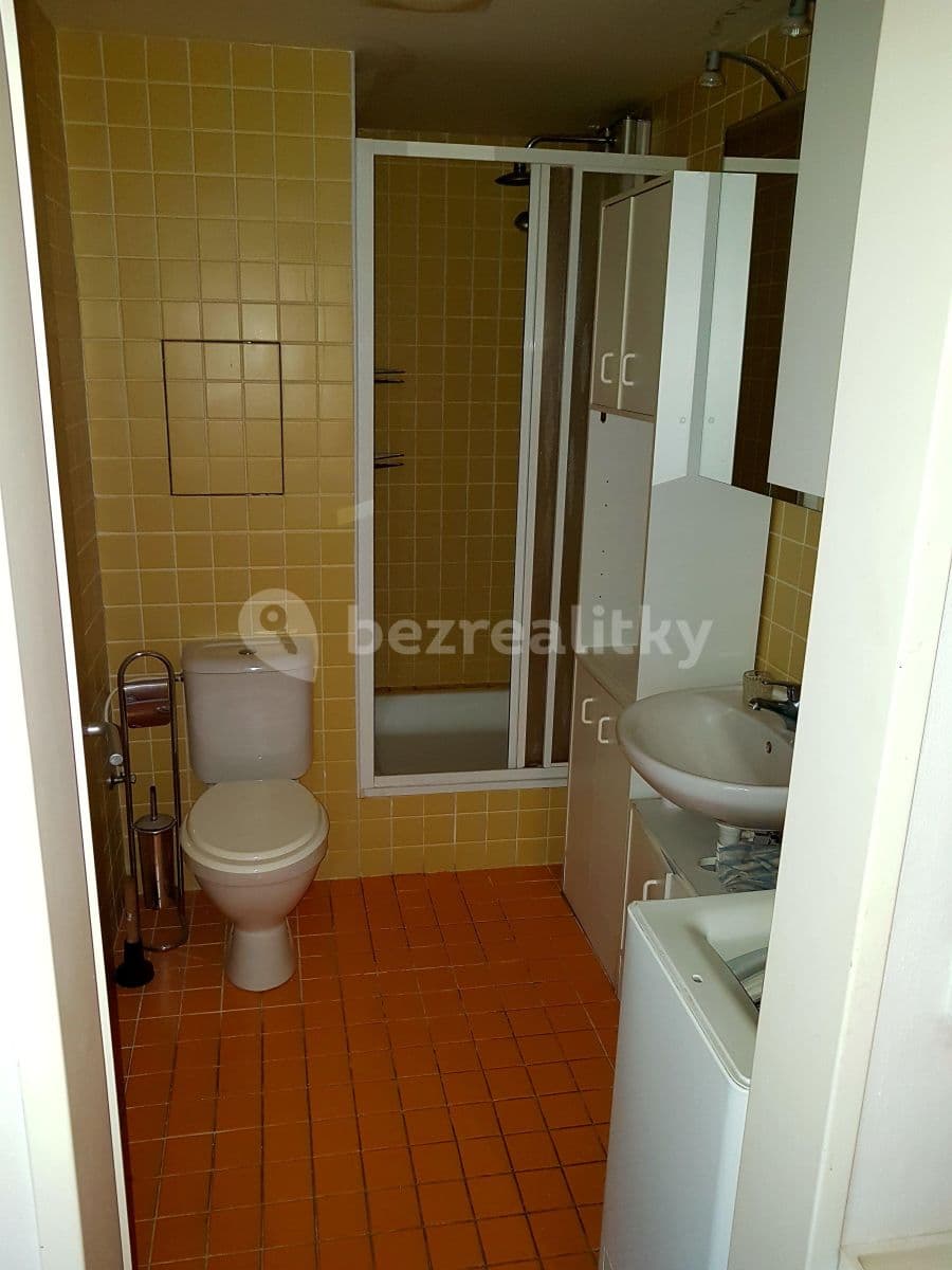 Pronájem bytu 1+kk 35 m², Sluneční náměstí, Praha, Praha Pronájem bytu 1+kk 35 m², Sluneční náměstí, Praha, Praha