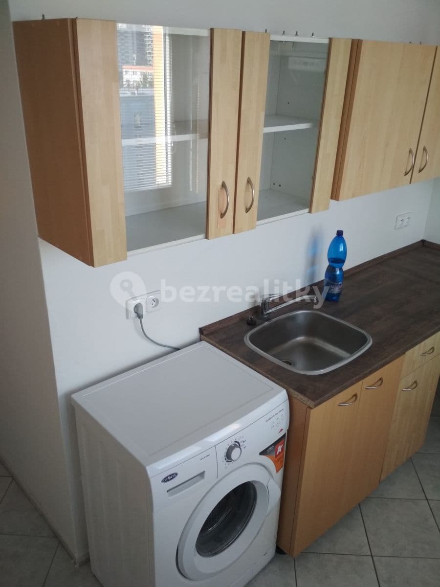 Pronájem bytu 1+1 34 m², Útulná, Praha, Praha Pronájem bytu 1+1 34 m², Útulná, Praha, Praha