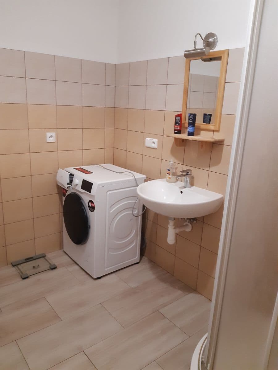 Pronájem bytu 2+kk 55 m², Jeronýmova, Písek, Jihočeský kraj Pronájem bytu 2+kk 55 m², Jeronýmova, Písek, Jihočeský kraj