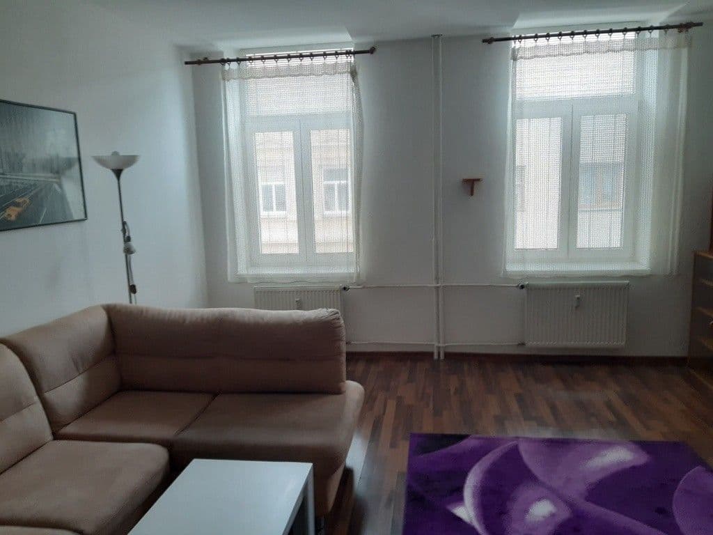 Pronájem bytu 2+kk 55 m², Jeronýmova, Písek, Jihočeský kraj Pronájem bytu 2+kk 55 m², Jeronýmova, Písek, Jihočeský kraj
