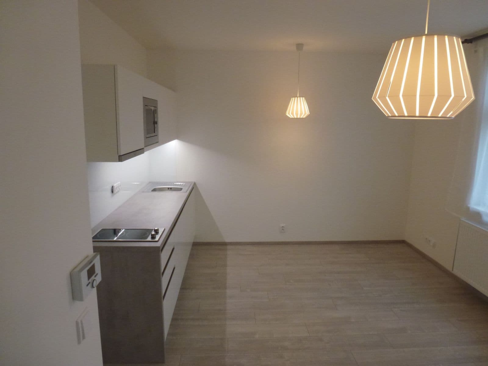 Pronájem bytu 1+kk 34 m², Bořivojova, Praha, Praha Pronájem bytu 1+kk 34 m², Bořivojova, Praha, Praha