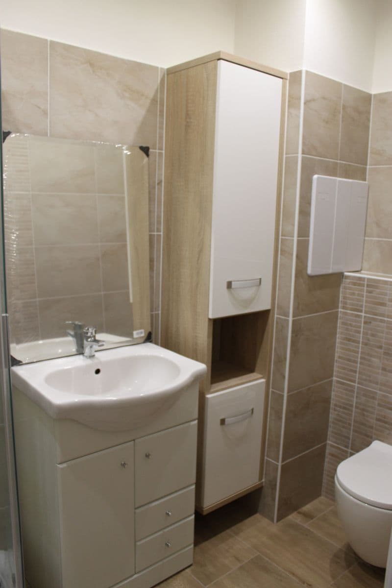 Pronájem bytu 2+1 52 m², Na Bystřičce, Olomouc, Olomoucký kraj Pronájem bytu 2+1 52 m², Na Bystřičce, Olomouc, Olomoucký kraj