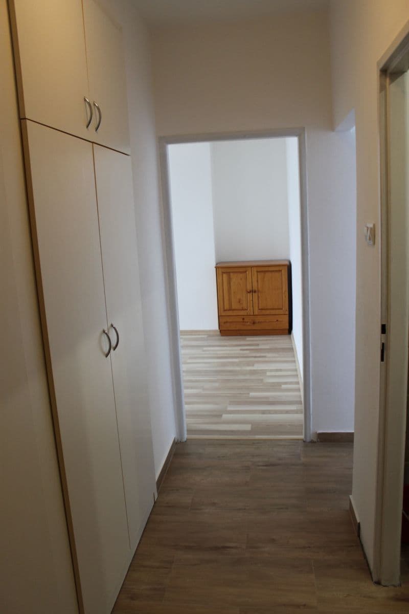 Pronájem bytu 2+1 52 m², Na Bystřičce, Olomouc, Olomoucký kraj Pronájem bytu 2+1 52 m², Na Bystřičce, Olomouc, Olomoucký kraj