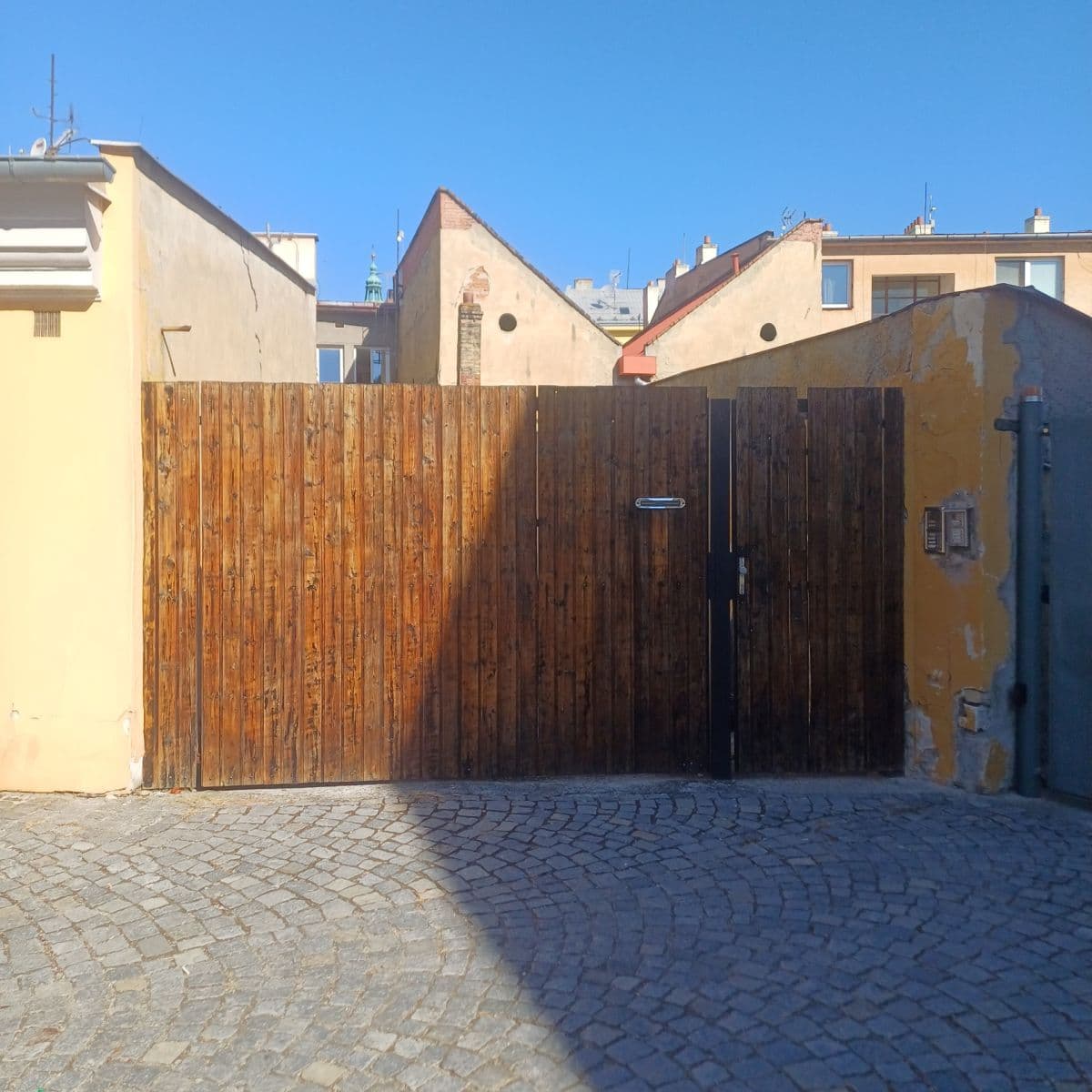 Pronájem nebytového prostoru 100 m², Vodní, Kroměříž, Zlínský kraj Pronájem nebytového prostoru 100 m², Vodní, Kroměříž, Zlínský kraj