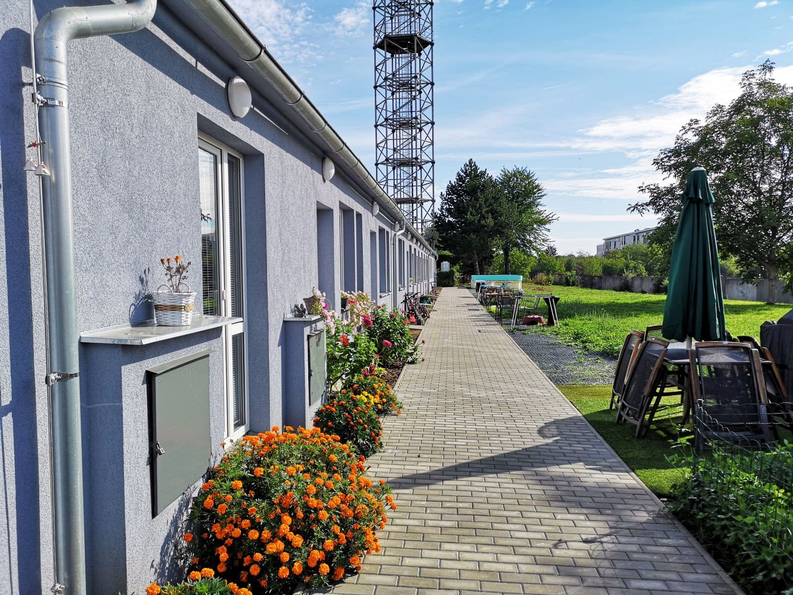 Pronájem bytu 2+kk 45 m², Dolní Kasárna, Klecany, Středočeský kraj Pronájem bytu 2+kk 45 m², Dolní Kasárna, Klecany, Středočeský kraj