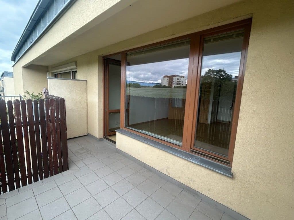 Pronájem bytu 3+kk 78 m², Lipovská, Praha, Praha Pronájem bytu 3+kk 78 m², Lipovská, Praha, Praha