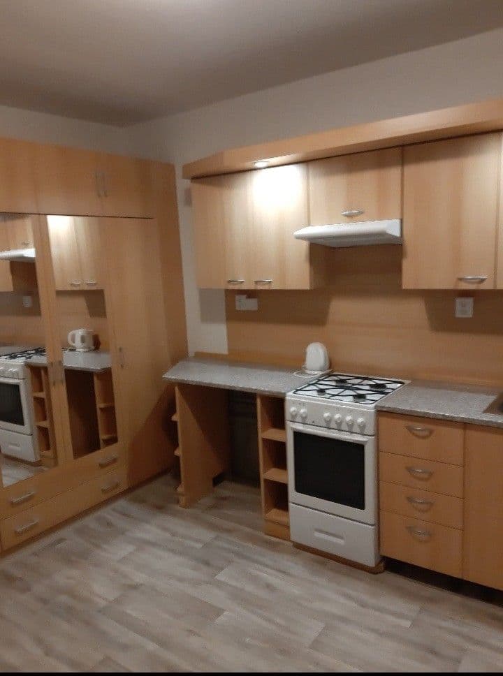Pronájem bytu 2+kk 39 m², Bratranců Veverkových, Karviná, Moravskoslezský kraj Pronájem bytu 2+kk 39 m², Bratranců Veverkových, Karviná, Moravskoslezský kraj