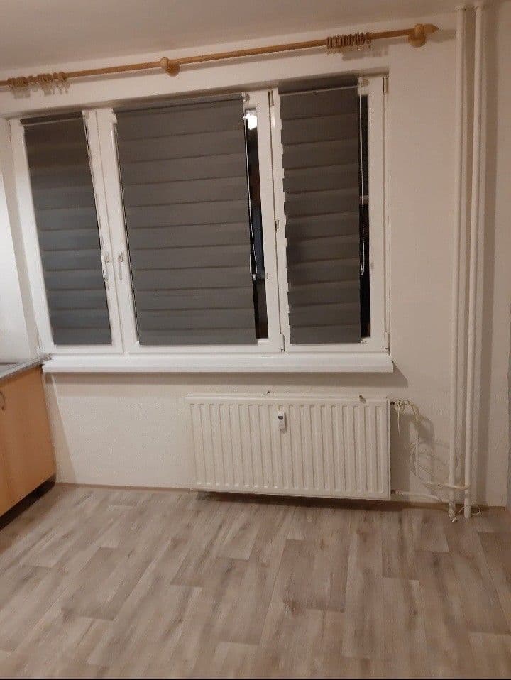 Pronájem bytu 2+kk 39 m², Bratranců Veverkových, Karviná, Moravskoslezský kraj Pronájem bytu 2+kk 39 m², Bratranců Veverkových, Karviná, Moravskoslezský kraj