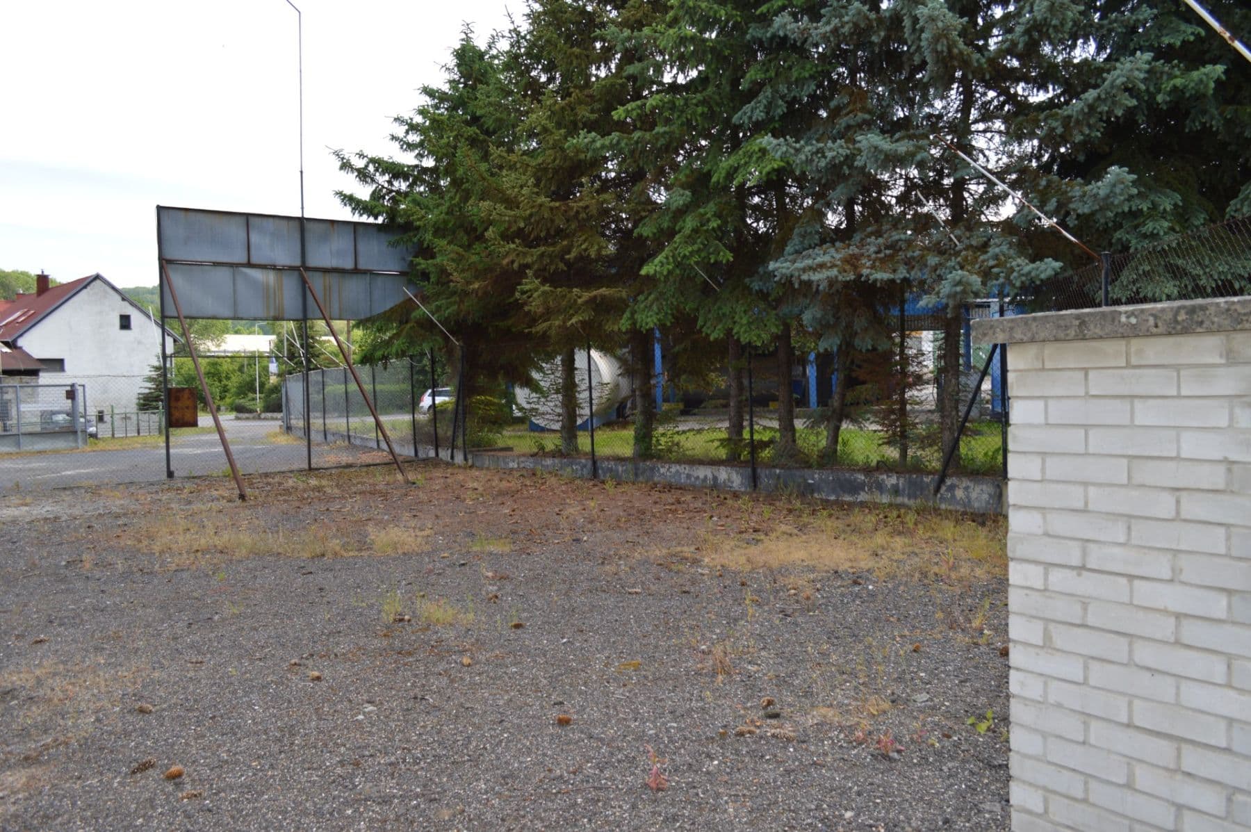 Pronájem pozemku 2.705 m², Libouchec, Ústecký kraj Pronájem pozemku 2.705 m², Libouchec, Ústecký kraj