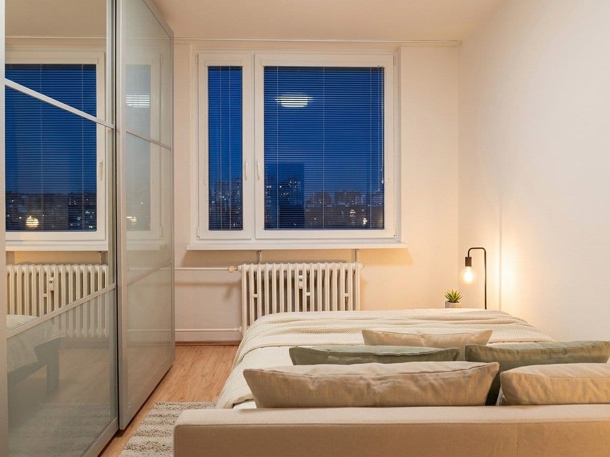 Pronájem bytu 2+kk 41 m², Mezipolí, Praha, Praha Pronájem bytu 2+kk 41 m², Mezipolí, Praha, Praha