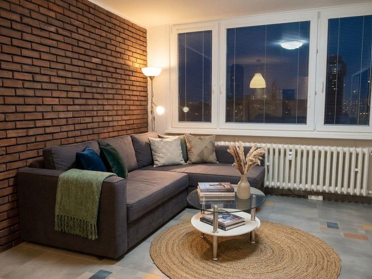 Pronájem bytu 2+kk 41 m², Mezipolí, Praha, Praha Pronájem bytu 2+kk 41 m², Mezipolí, Praha, Praha