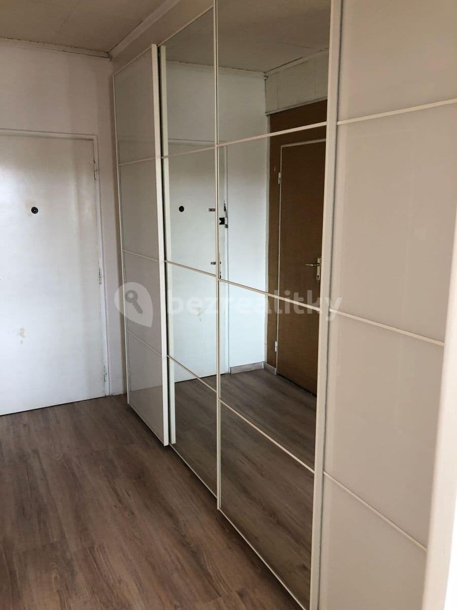 Pronájem bytu 2+kk 38 m², Lovosická, Praha, Praha Pronájem bytu 2+kk 38 m², Lovosická, Praha, Praha