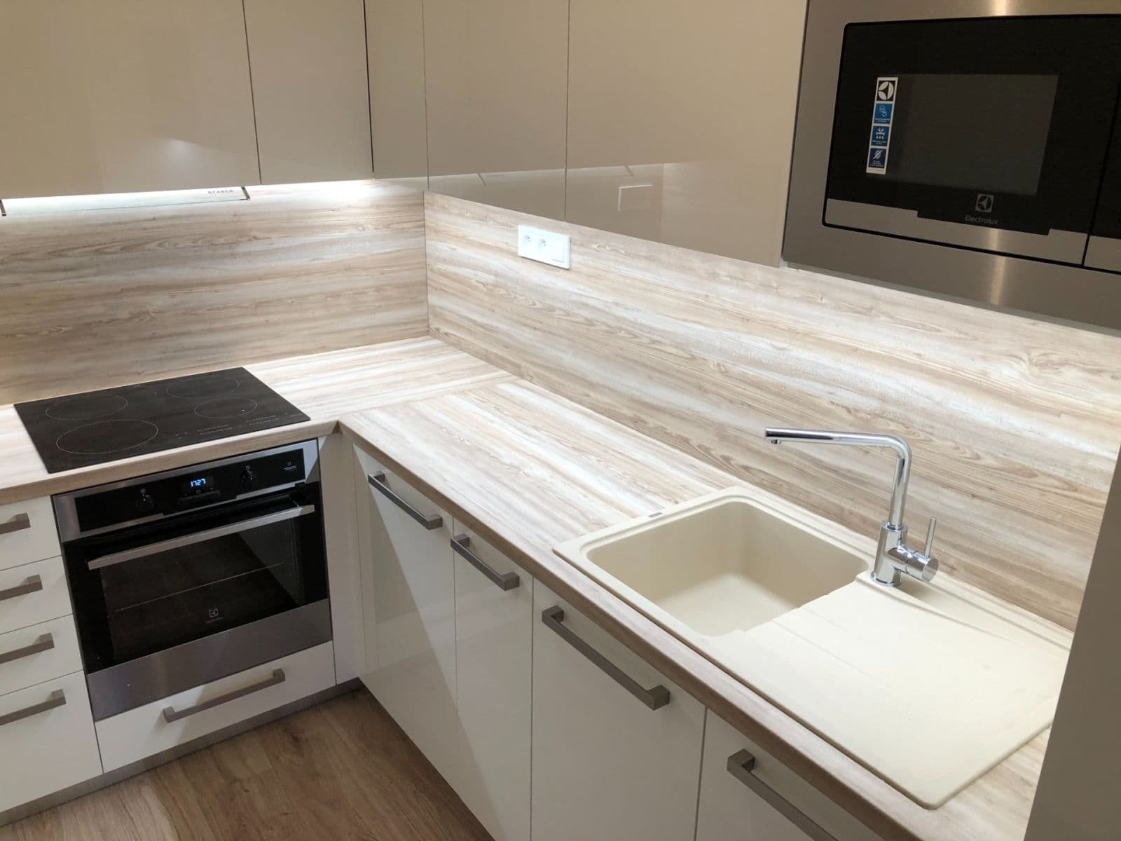 Pronájem bytu 2+kk 65 m², Granitova, Praha, Praha Pronájem bytu 2+kk 65 m², Granitova, Praha, Praha