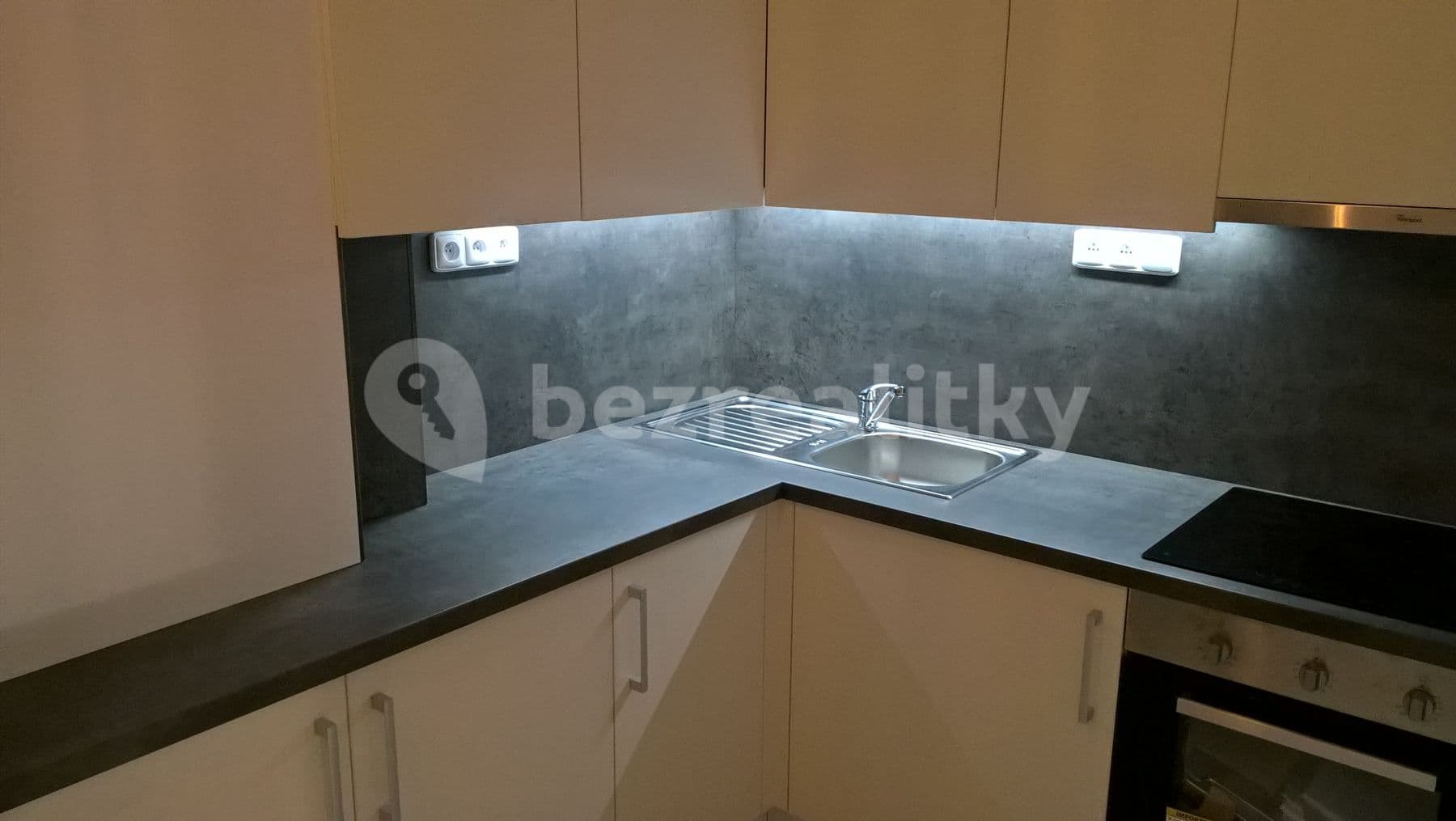 Pronájem bytu 1+1 38 m², Vranovská, Brno, Jihomoravský kraj Pronájem bytu 1+1 38 m², Vranovská, Brno, Jihomoravský kraj