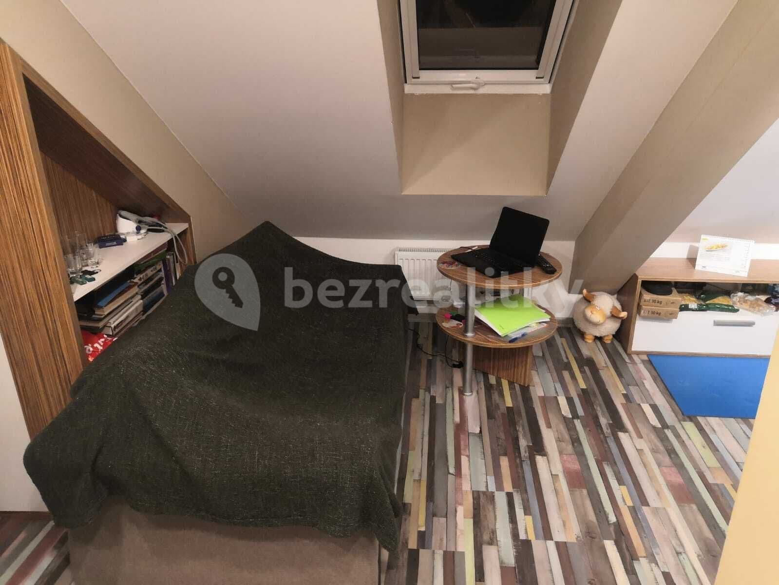 Pronájem bytu 2+kk 40 m², V Zámku, Pozořice, Jihomoravský kraj Pronájem bytu 2+kk 40 m², V Zámku, Pozořice, Jihomoravský kraj