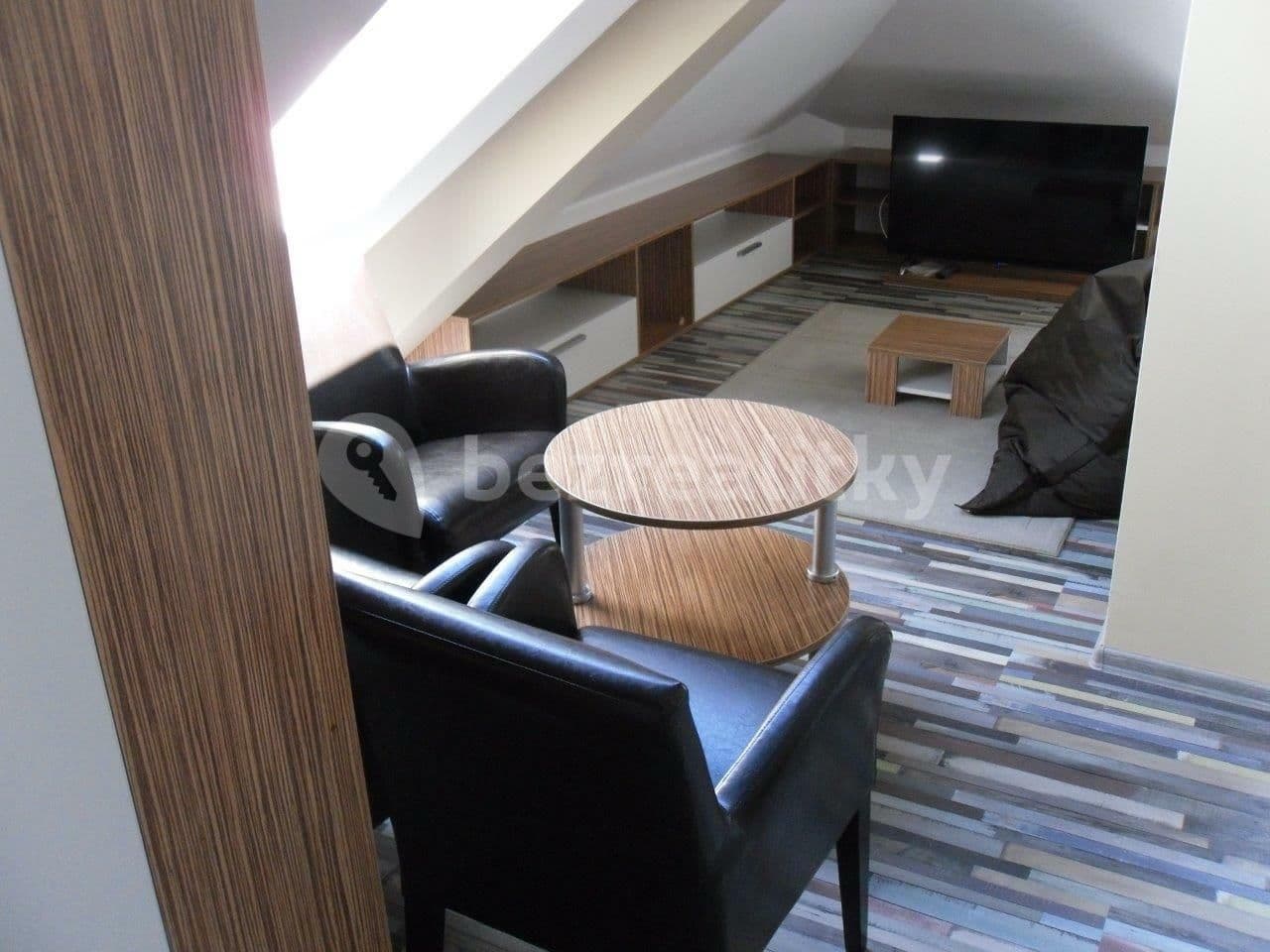 Pronájem bytu 2+kk 40 m², V Zámku, Pozořice, Jihomoravský kraj Pronájem bytu 2+kk 40 m², V Zámku, Pozořice, Jihomoravský kraj