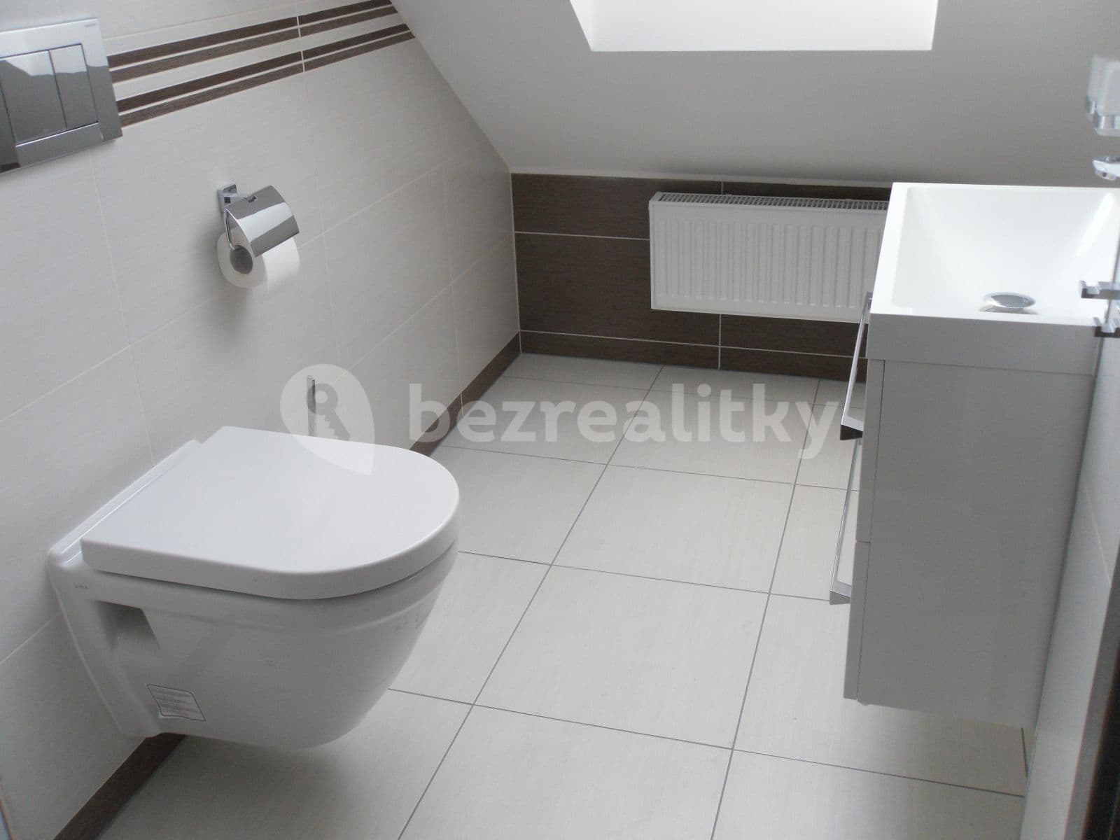 Pronájem bytu 2+kk 40 m², V Zámku, Pozořice, Jihomoravský kraj Pronájem bytu 2+kk 40 m², V Zámku, Pozořice, Jihomoravský kraj