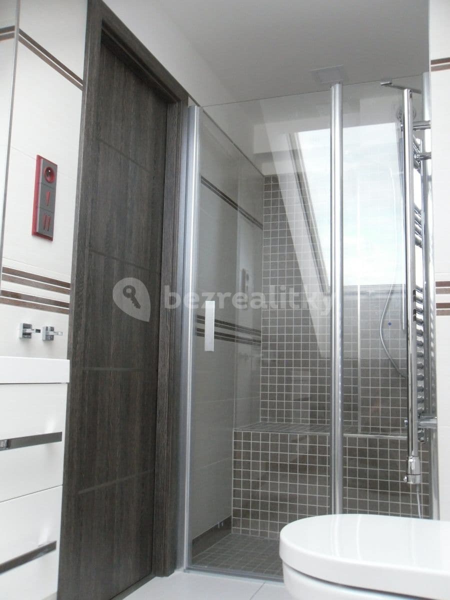 Pronájem bytu 2+kk 40 m², V Zámku, Pozořice, Jihomoravský kraj Pronájem bytu 2+kk 40 m², V Zámku, Pozořice, Jihomoravský kraj