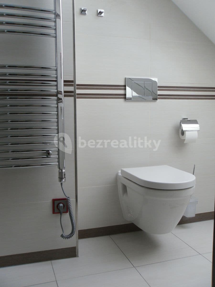 Pronájem bytu 2+kk 40 m², V Zámku, Pozořice, Jihomoravský kraj Pronájem bytu 2+kk 40 m², V Zámku, Pozořice, Jihomoravský kraj