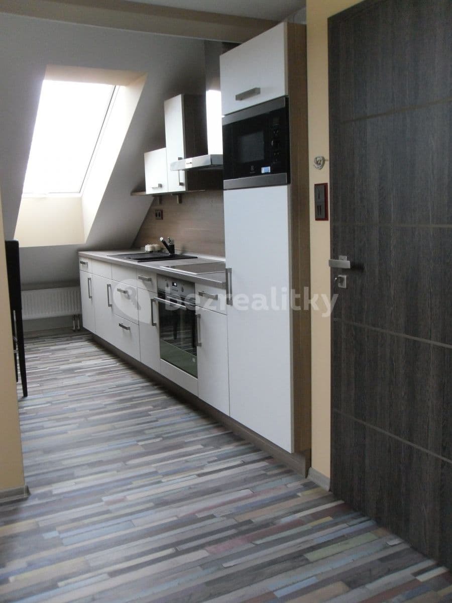 Pronájem bytu 2+kk 40 m², V Zámku, Pozořice, Jihomoravský kraj Pronájem bytu 2+kk 40 m², V Zámku, Pozořice, Jihomoravský kraj