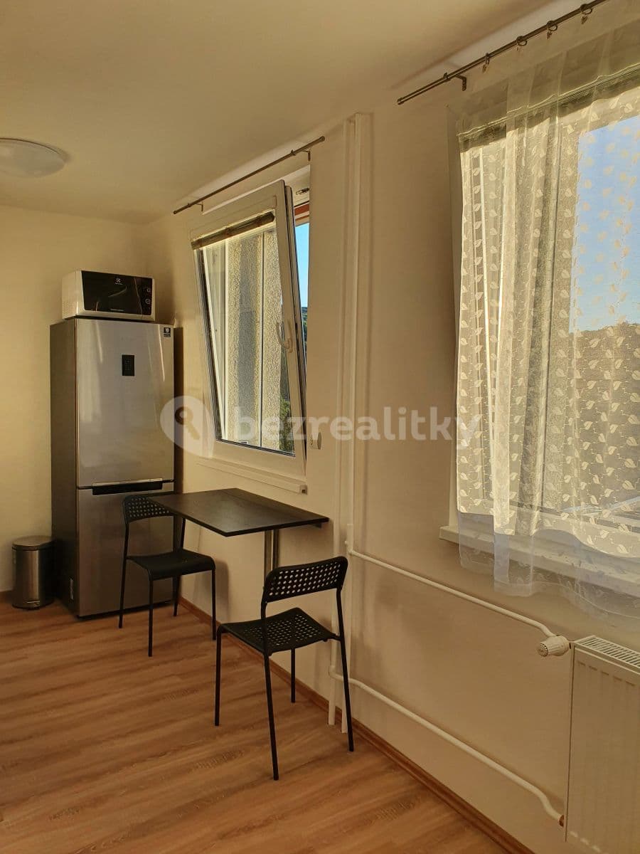 Pronájem bytu 1+kk 33 m², Zahradníčkova, Praha, Praha Pronájem bytu 1+kk 33 m², Zahradníčkova, Praha, Praha