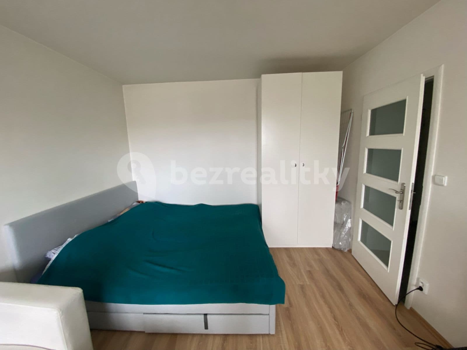 Pronájem bytu 1+kk 33 m², Zahradníčkova, Praha, Praha Pronájem bytu 1+kk 33 m², Zahradníčkova, Praha, Praha