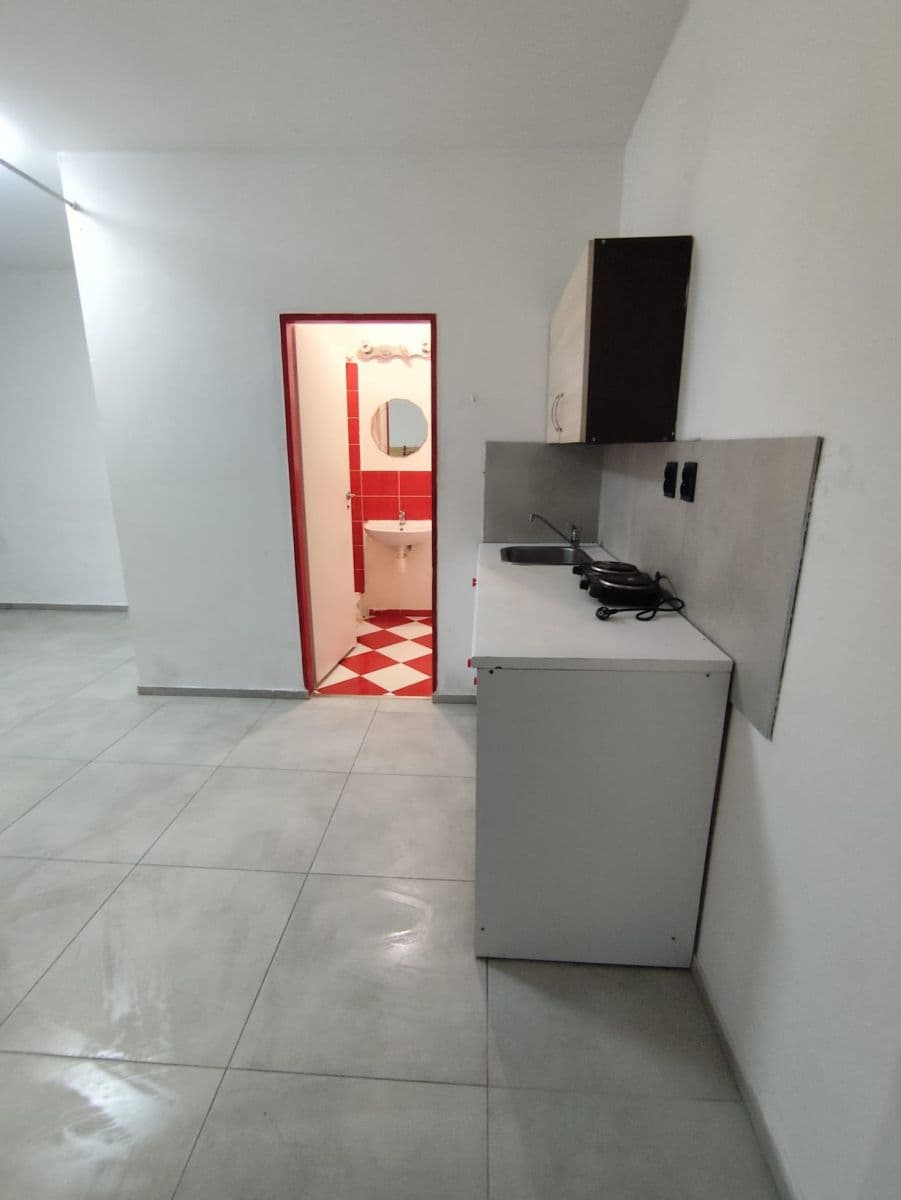 Pronájem bytu Garsoniéra 21 m², Lidická, Kladno, Středočeský kraj Pronájem bytu Garsoniéra 21 m², Lidická, Kladno, Středočeský kraj