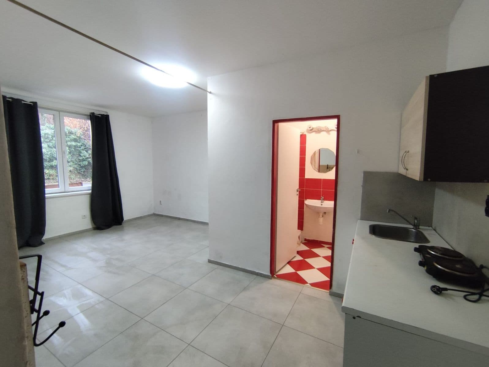 Pronájem bytu Garsoniéra 21 m², Lidická, Kladno, Středočeský kraj Pronájem bytu Garsoniéra 21 m², Lidická, Kladno, Středočeský kraj