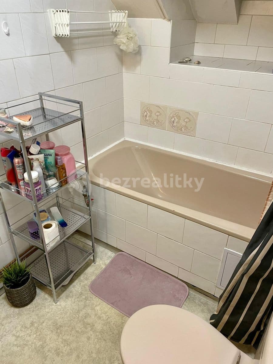 Pronájem bytu 3+1 15 m², Pod Zemankou, Praha, Praha Pronájem bytu 3+1 15 m², Pod Zemankou, Praha, Praha