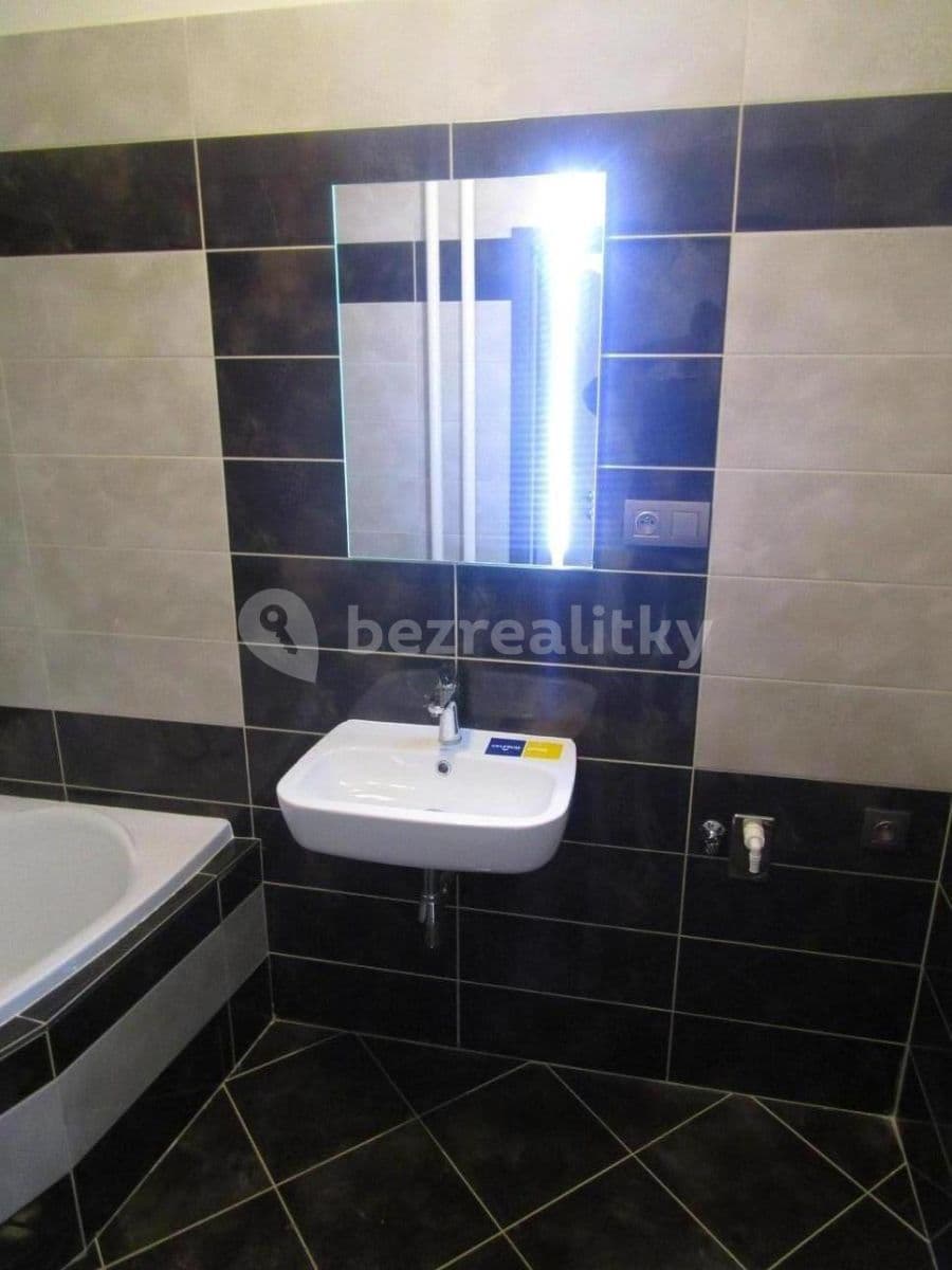 Pronájem bytu 2+1 54 m², Pionýrů, Most, Ústecký kraj Pronájem bytu 2+1 54 m², Pionýrů, Most, Ústecký kraj