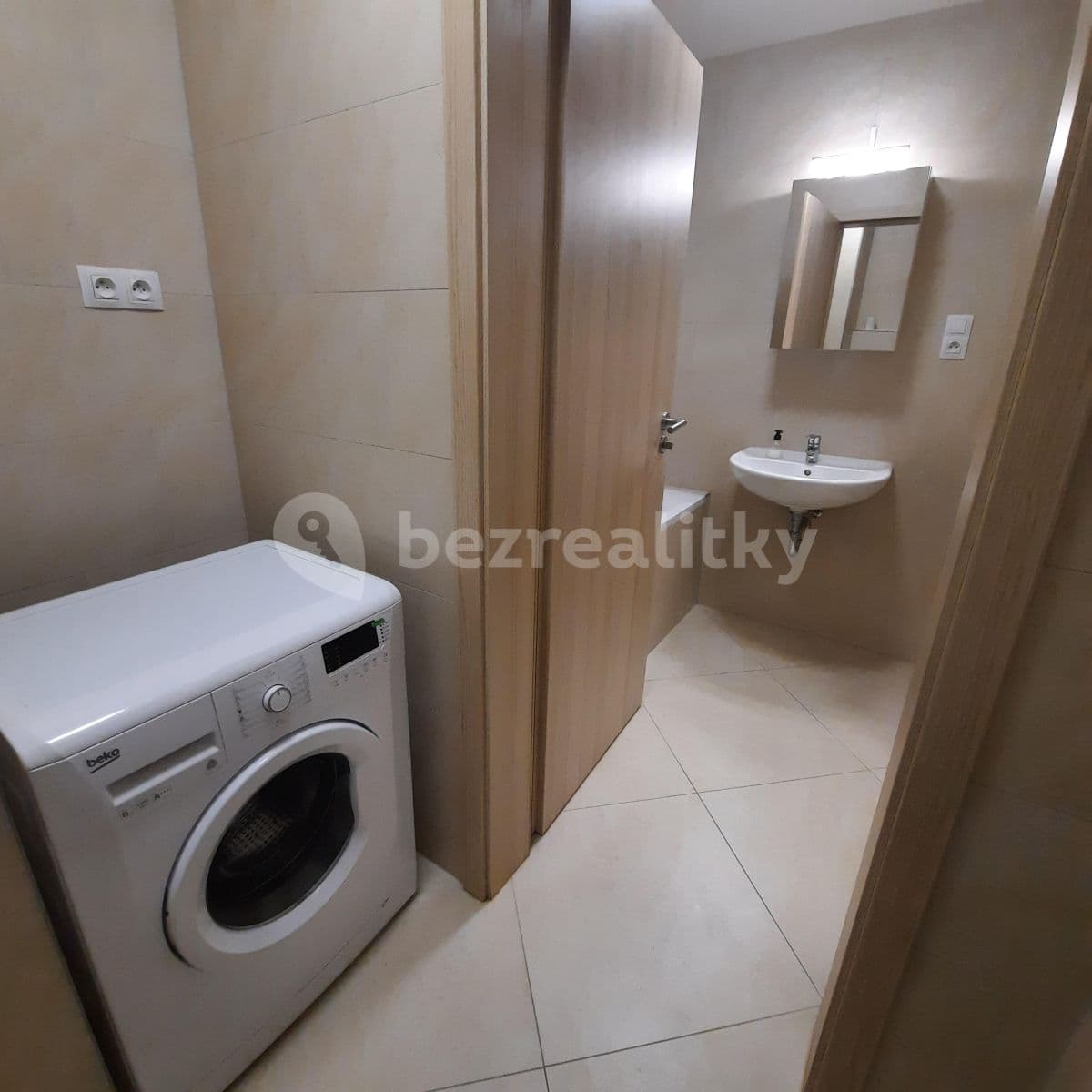 Pronájem bytu 2+kk 57 m², Sazovická, Praha, Praha Pronájem bytu 2+kk 57 m², Sazovická, Praha, Praha
