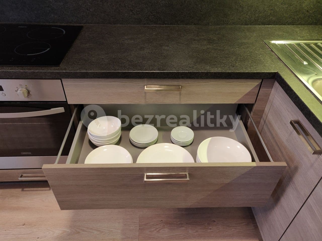 Pronájem bytu 2+kk 50 m², Makedonská, Praha, Praha Pronájem bytu 2+kk 50 m², Makedonská, Praha, Praha