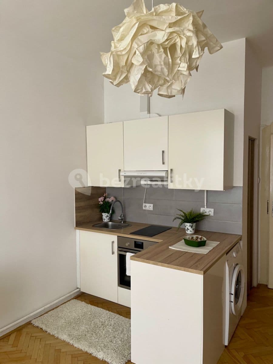 Pronájem bytu 1+kk 26 m², Sudoměřská, Praha, Praha Pronájem bytu 1+kk 26 m², Sudoměřská, Praha, Praha