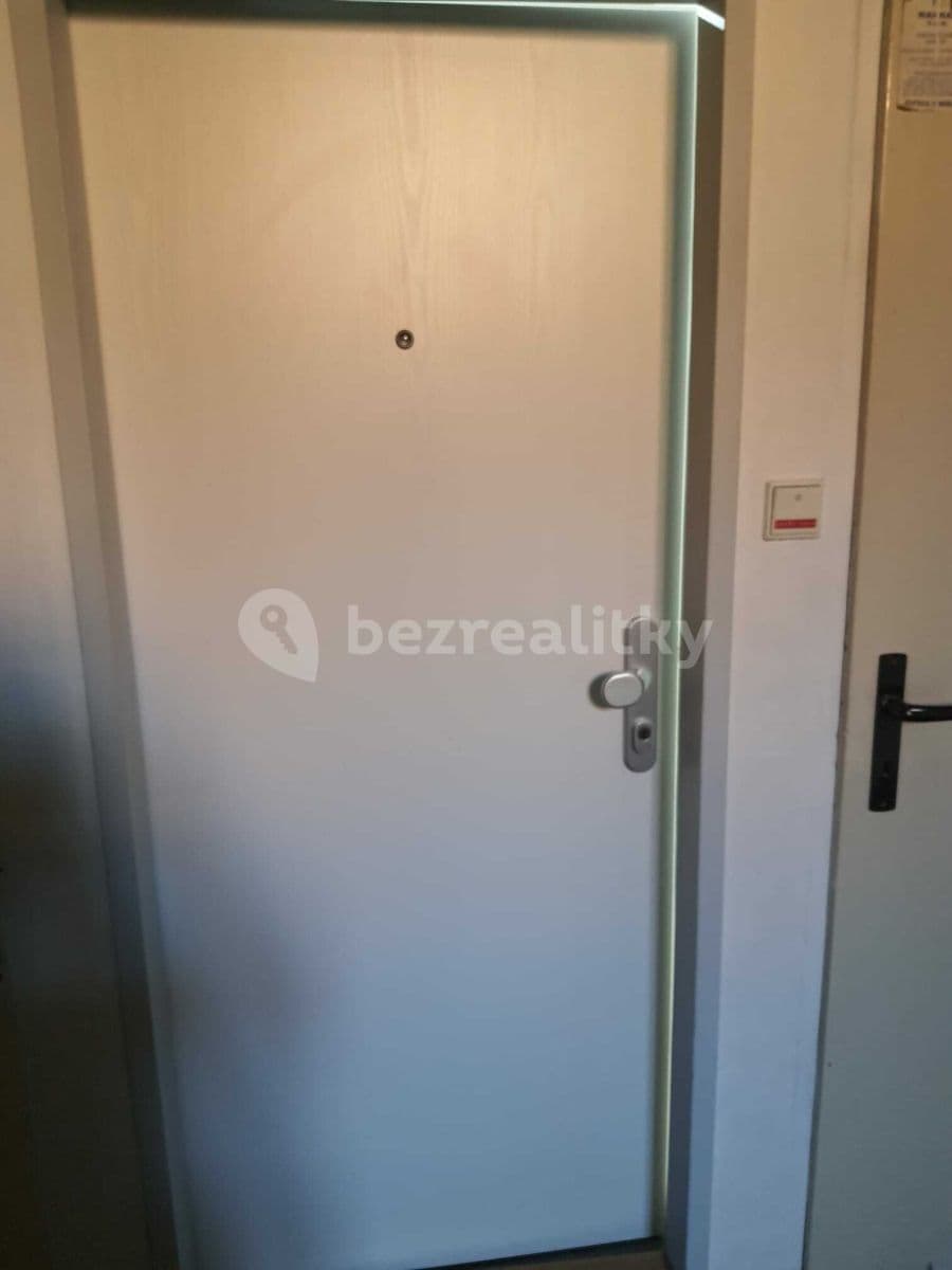 Pronájem bytu 1+1 36 m², Budovatelská, Ostrava, Moravskoslezský kraj Pronájem bytu 1+1 36 m², Budovatelská, Ostrava, Moravskoslezský kraj