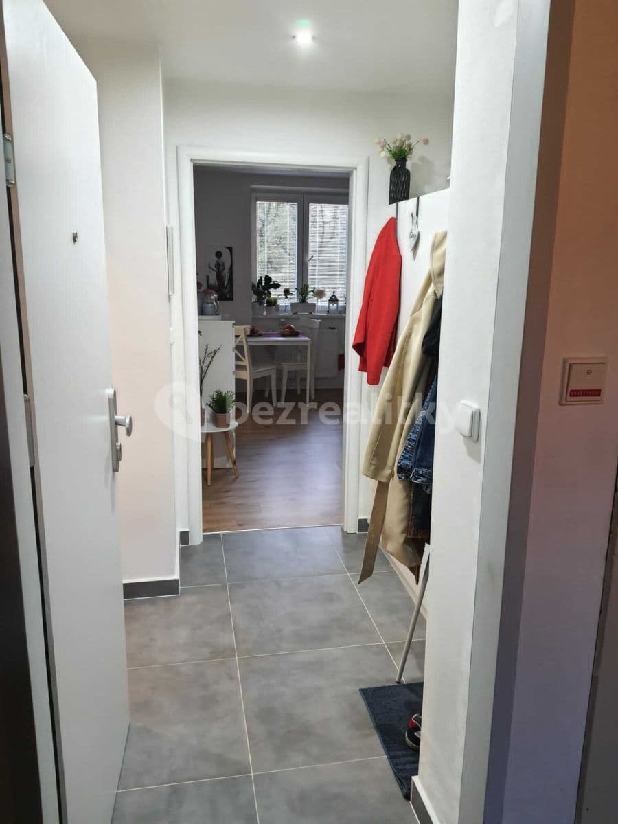 Pronájem bytu 1+1 36 m², Budovatelská, Ostrava, Moravskoslezský kraj Pronájem bytu 1+1 36 m², Budovatelská, Ostrava, Moravskoslezský kraj