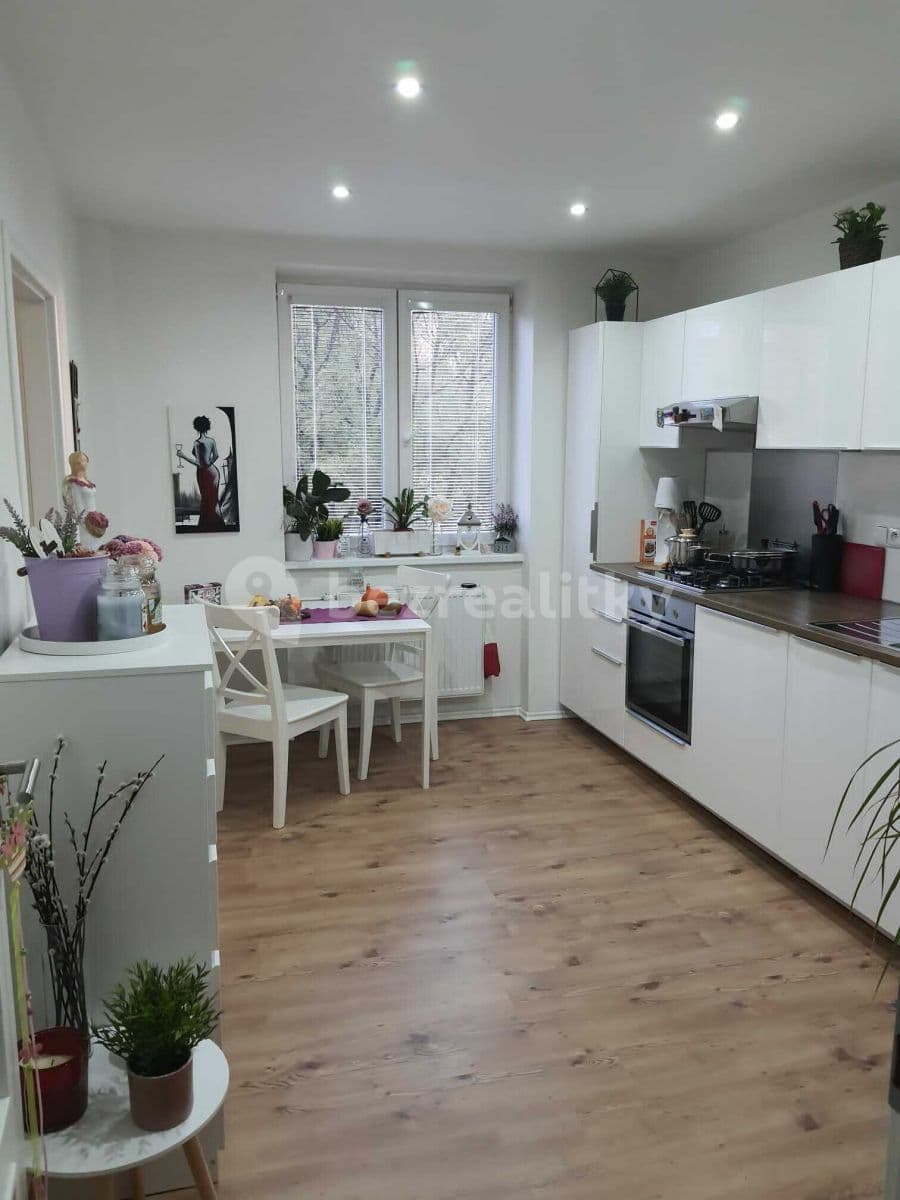 Pronájem bytu 1+1 36 m², Budovatelská, Ostrava, Moravskoslezský kraj Pronájem bytu 1+1 36 m², Budovatelská, Ostrava, Moravskoslezský kraj