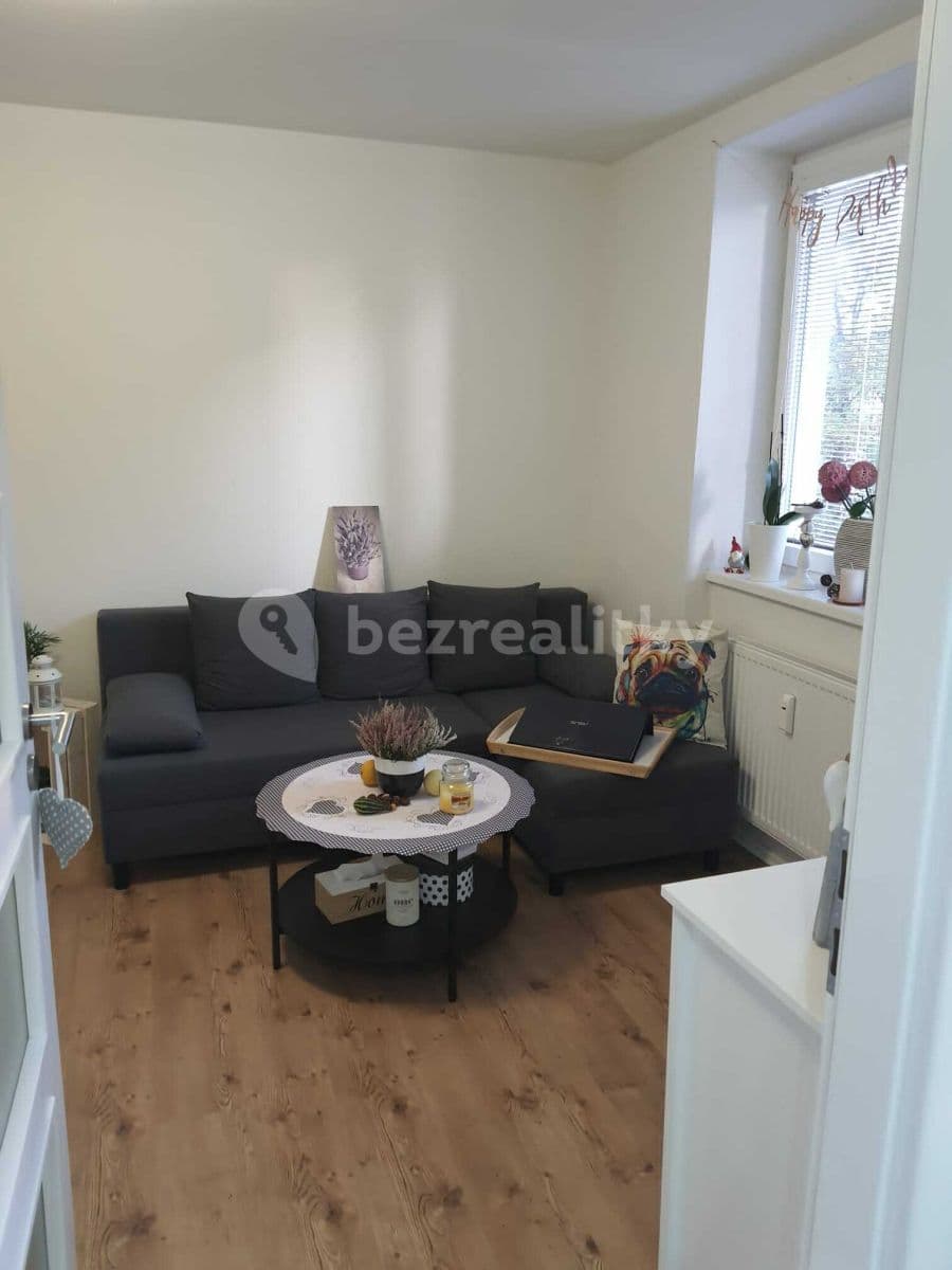 Pronájem bytu 1+1 36 m², Budovatelská, Ostrava, Moravskoslezský kraj Pronájem bytu 1+1 36 m², Budovatelská, Ostrava, Moravskoslezský kraj