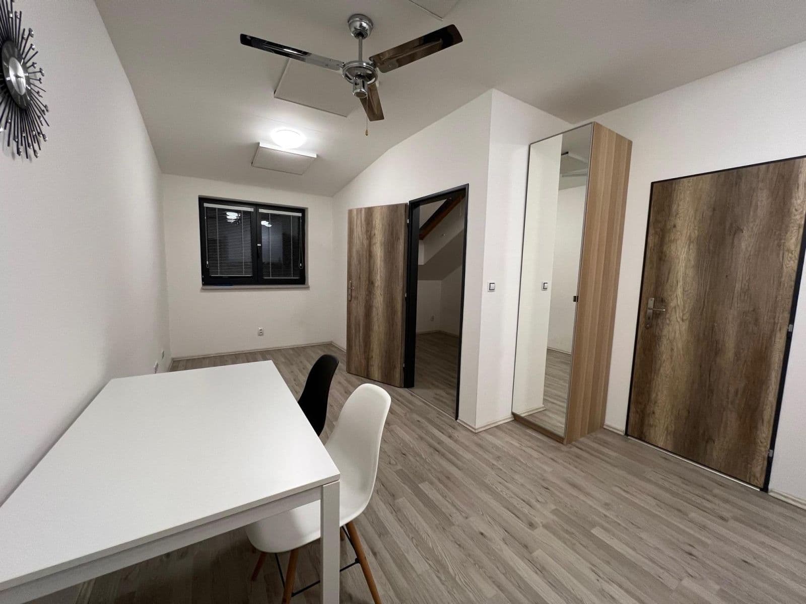 Pronájem bytu 2+kk 33 m², Bělohorská, Brno, Jihomoravský kraj Pronájem bytu 2+kk 33 m², Bělohorská, Brno, Jihomoravský kraj