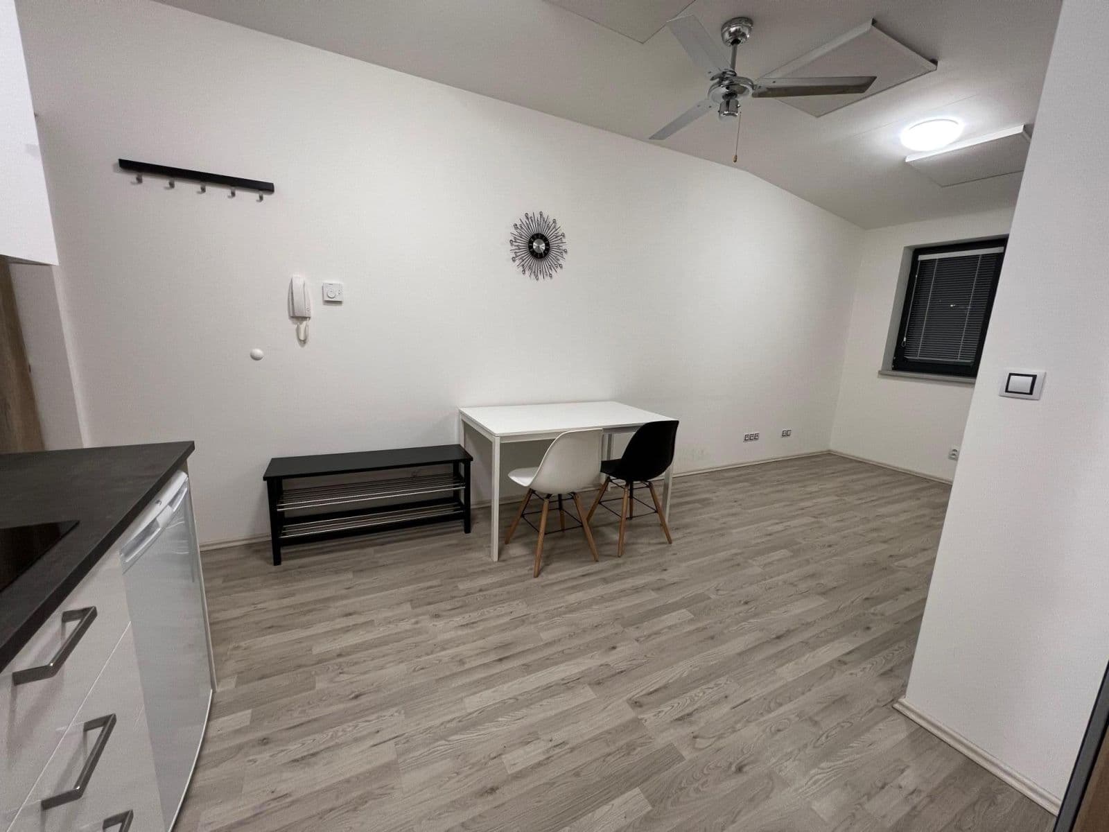 Pronájem bytu 2+kk 33 m², Bělohorská, Brno, Jihomoravský kraj Pronájem bytu 2+kk 33 m², Bělohorská, Brno, Jihomoravský kraj