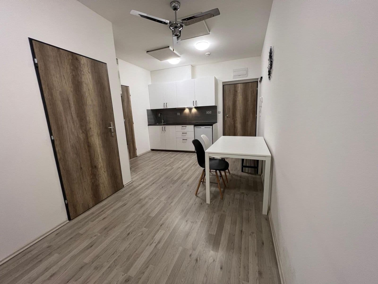 Pronájem bytu 2+kk 33 m², Bělohorská, Brno, Jihomoravský kraj Pronájem bytu 2+kk 33 m², Bělohorská, Brno, Jihomoravský kraj