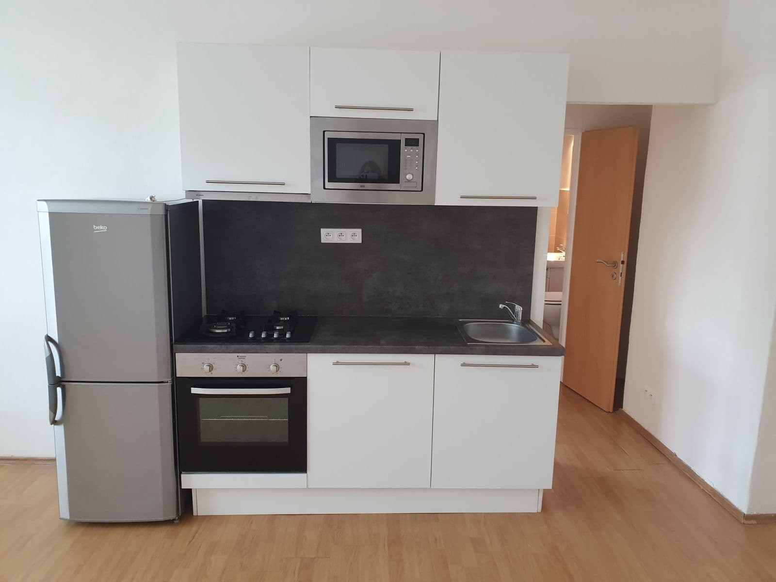 Pronájem bytu 2+kk 58 m², Baarova, Praha, Praha Pronájem bytu 2+kk 58 m², Baarova, Praha, Praha