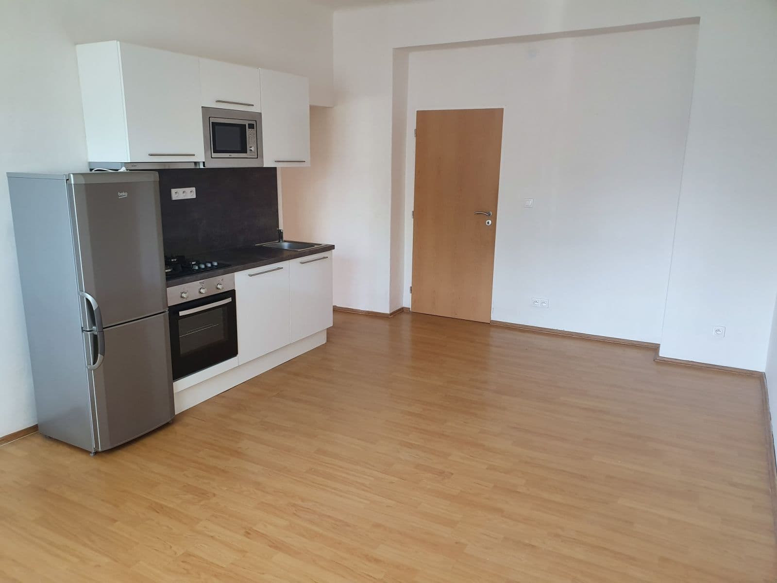 Pronájem bytu 2+kk 58 m², Baarova, Praha, Praha Pronájem bytu 2+kk 58 m², Baarova, Praha, Praha