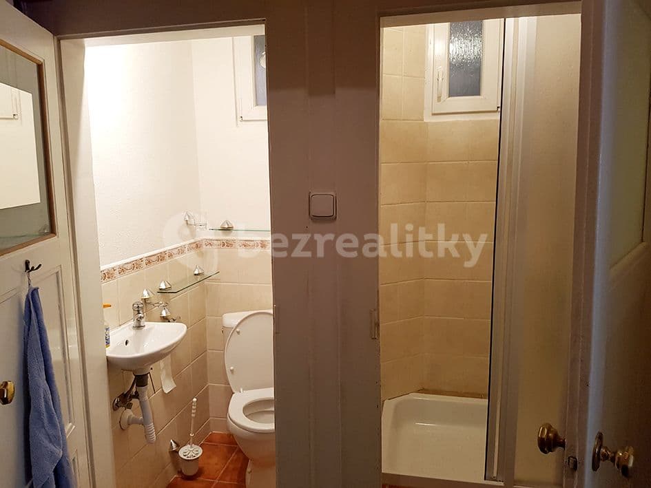 Pronájem bytu 1+kk 34 m², Dělnická, Praha, Praha Pronájem bytu 1+kk 34 m², Dělnická, Praha, Praha