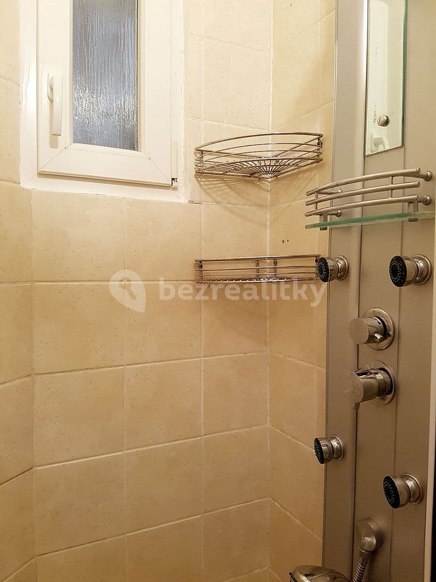 Pronájem bytu 1+kk 34 m², Dělnická, Praha, Praha Pronájem bytu 1+kk 34 m², Dělnická, Praha, Praha