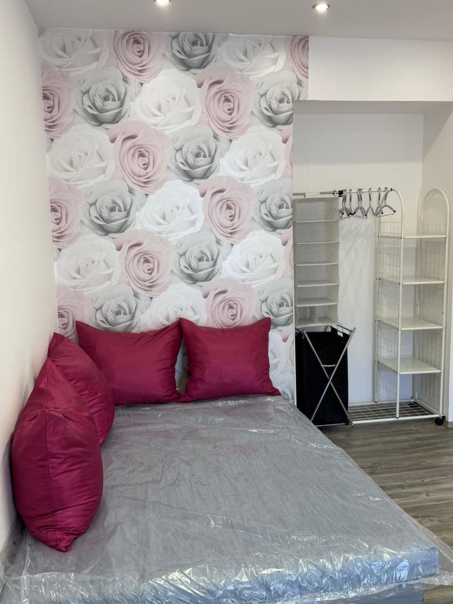 Pronájem bytu 1+kk 35 m², Koterovská, Plzeň, Plzeňský kraj Pronájem bytu 1+kk 35 m², Koterovská, Plzeň, Plzeňský kraj