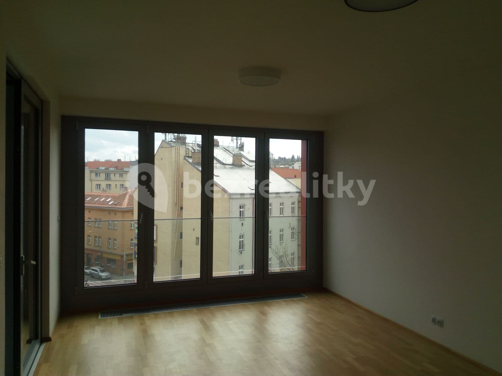 Pronájem bytu 3+kk 124 m², Vojenova, Praha, Praha Pronájem bytu 3+kk 124 m², Vojenova, Praha, Praha