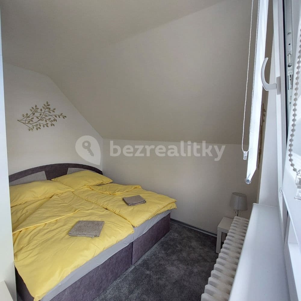 Pronájem bytu 3+1 85 m², Vostrovská, Praha, Praha Pronájem bytu 3+1 85 m², Vostrovská, Praha, Praha